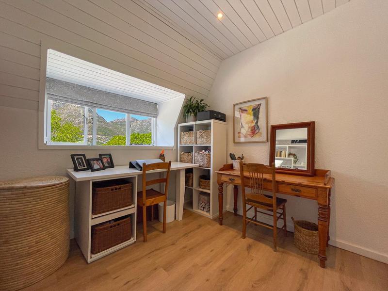 5 Bedroom Property for Sale in Hout Bay Western Cape